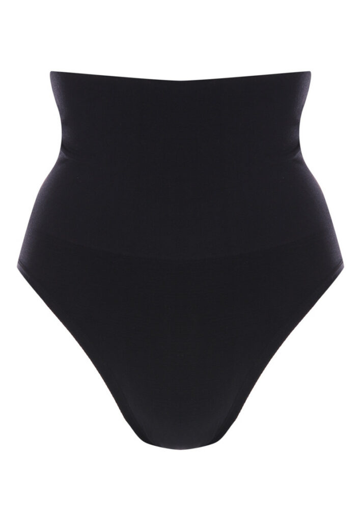 Enhance your curves under every outfit with our stunning shapewear knickers.