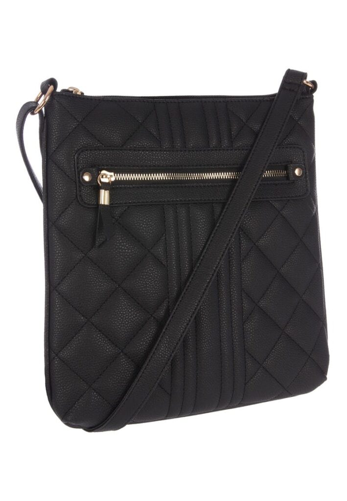 This neat cross-body bag is easy to wear and very practical.